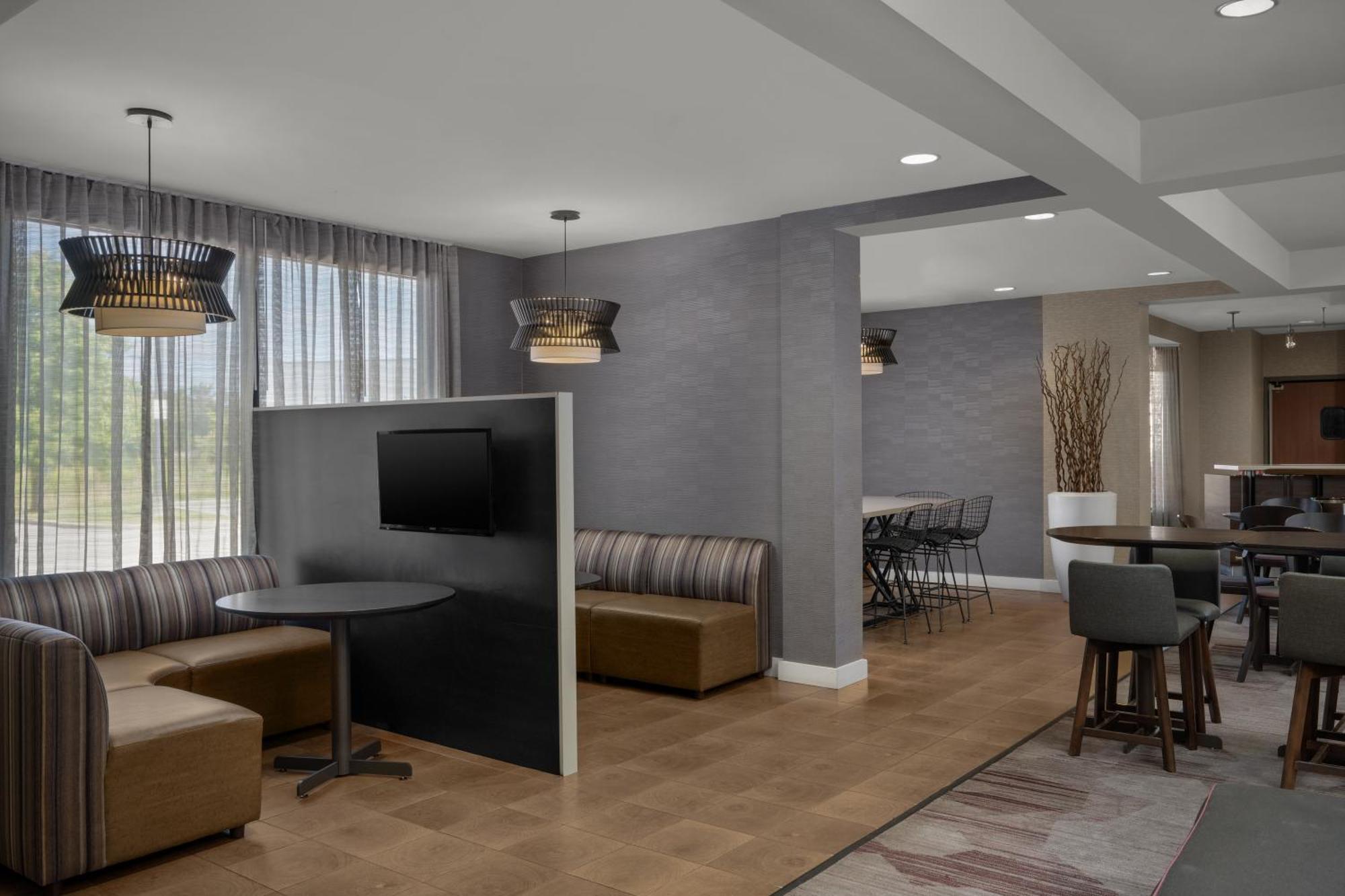 คอร์ทยาร์ด อินเดียนาโพลิส นอร์ทเวสต์ Hotel ภายนอก รูปภาพ